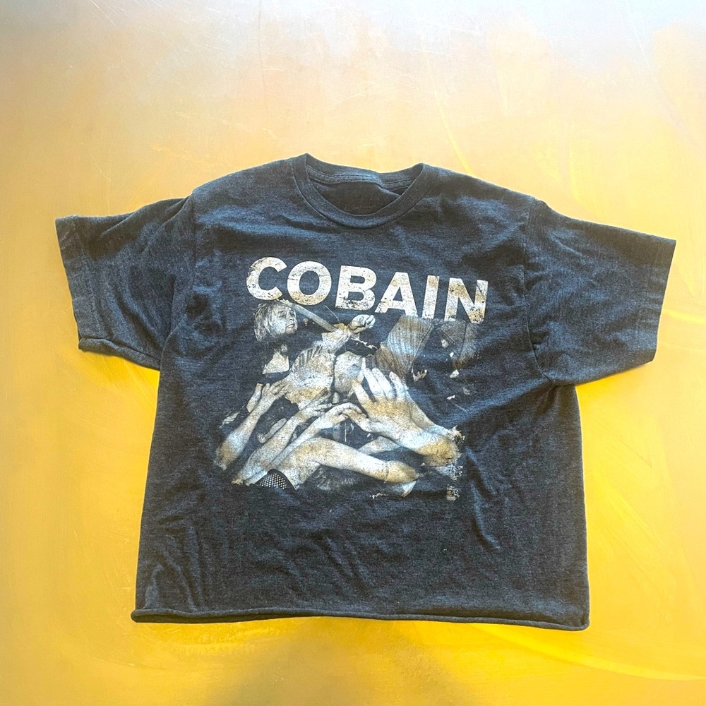 Kurt Cobain Nirvana Band Shirt Cropped Concert Tour Tee T Shirt Unisex Size S/M